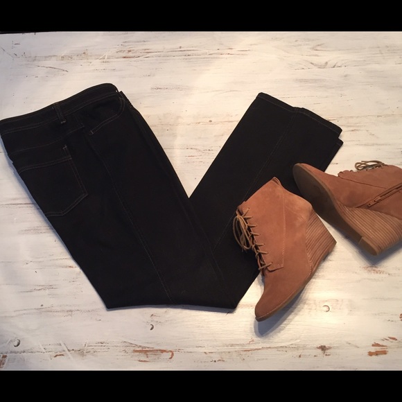 Black denim Chico's Platinum jeans