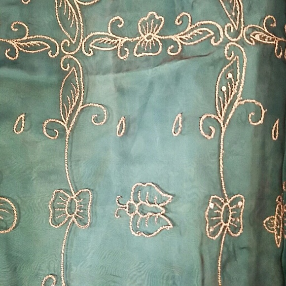 Skirt - Picture 2 of 3