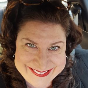 Meet your Posher, Beth