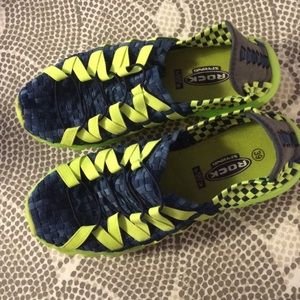 Mega comfy Rock Spring slip ons