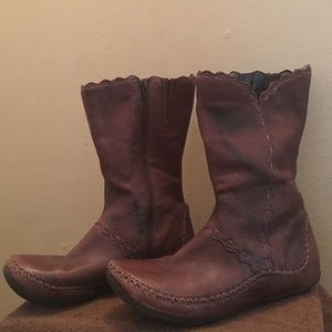 Real leather moccasin style boots