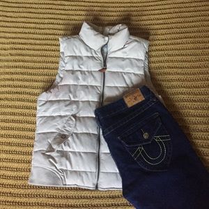 H&M Ivory Puffy Vest