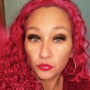 Meet your Posher, Angelina