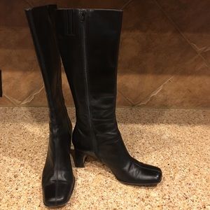 Black Leather Boots (small heel)