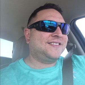 Meet your Posher, Robert