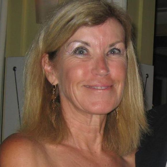 Meet your Posher, Cindy - Picture 1 of 1