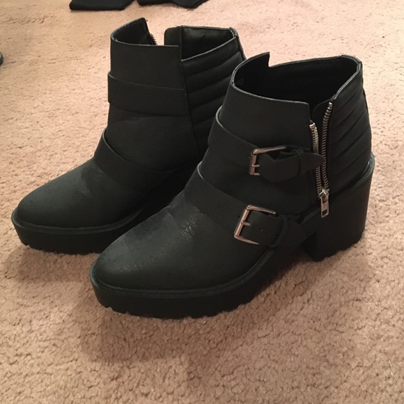 Black Boots