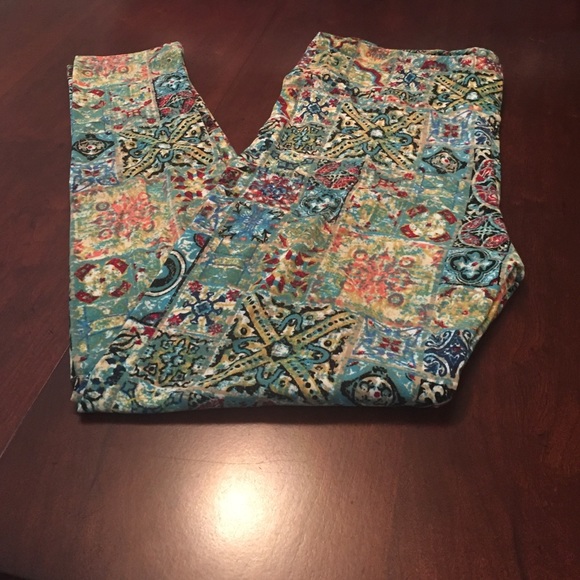 BNWT LuLaRoe TC leggings - stained glass!