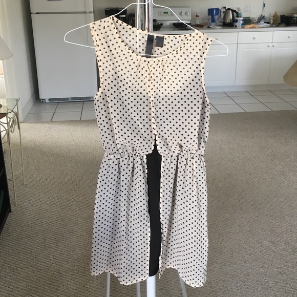 Dress - Picture 1 of 2