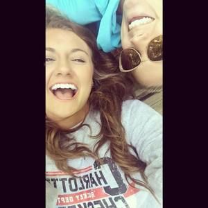 Meet your Posher, Farrin