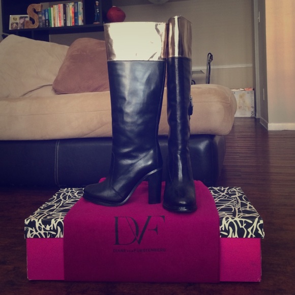 DIANE von FURSTENBERG Black calf boots - Picture 1 of 4