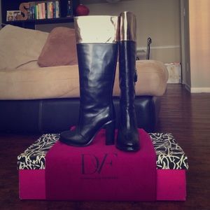 DIANE von FURSTENBERG Black calf boots
