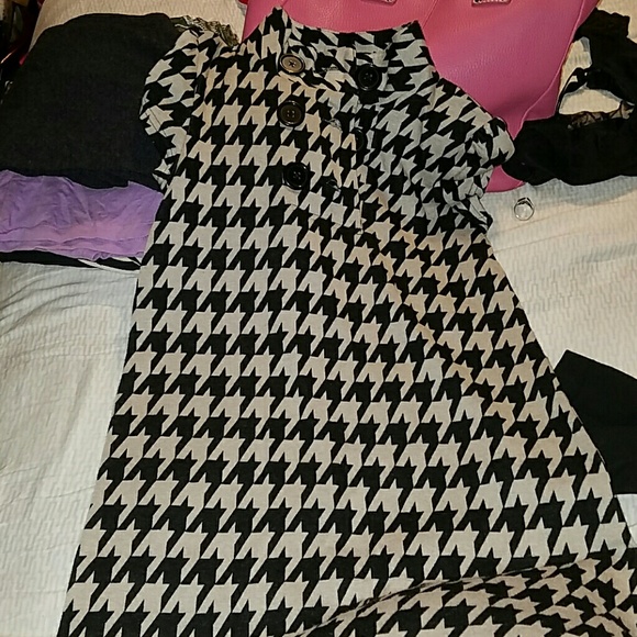 Houndstooth patterned dress