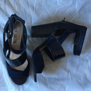 Leila Stone Zainab sandal