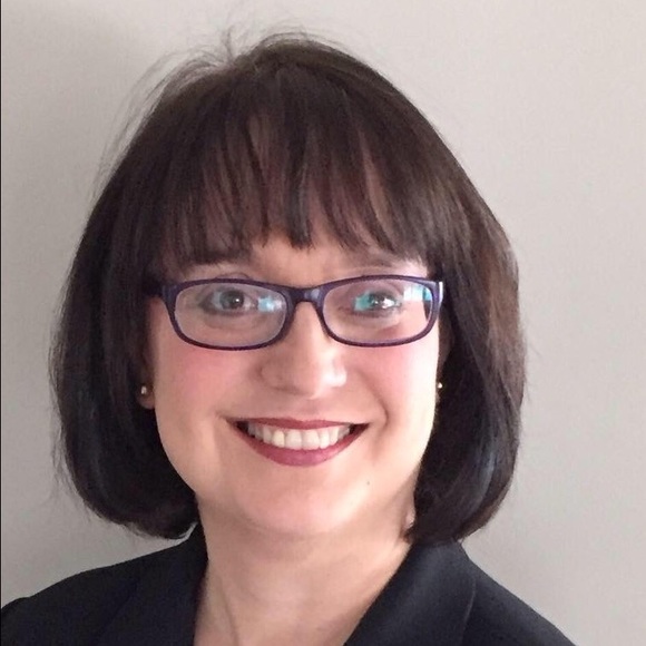 Meet your Posher, Jennie - Picture 1 of 1