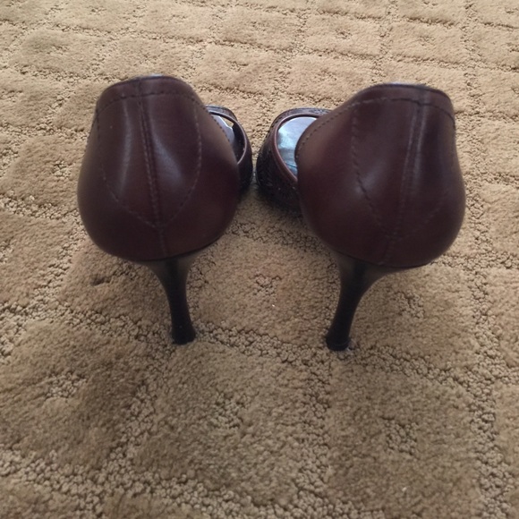 Heels - Picture 3 of 4