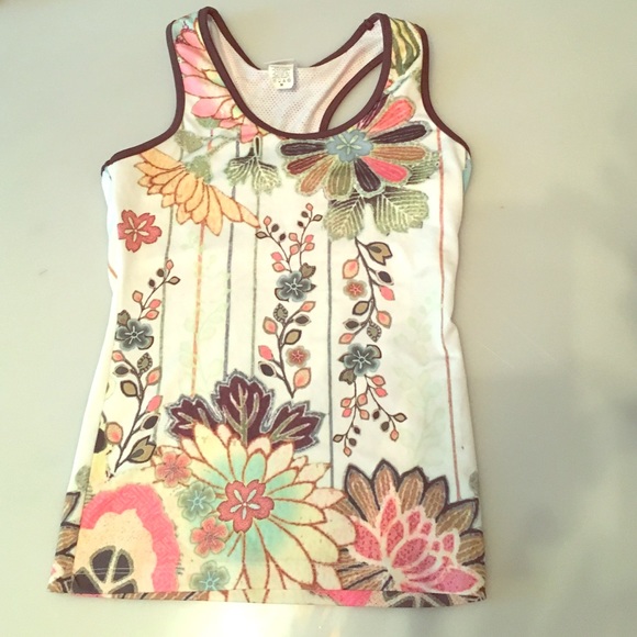 Racerback gym top