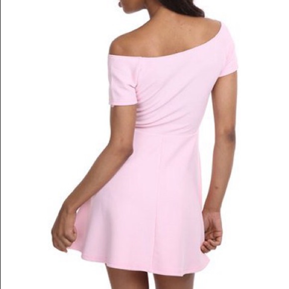 Pink dress - Picture 2 of 3