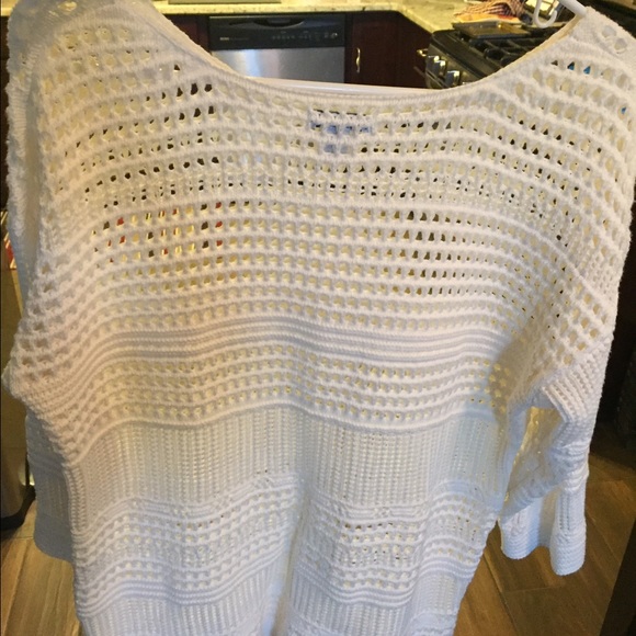 Old navy sweater - Picture 2 of 2