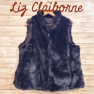 ❤️Sale❤️😍Gorgeous Reversible Liz Claiborne Vest😍