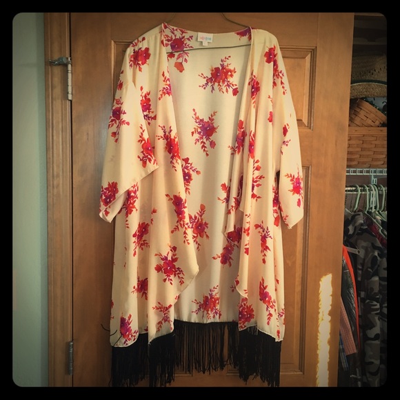 LuLaRoe Monroe w/ Flowers Large