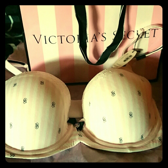 Victoria Secret Body by Victoria