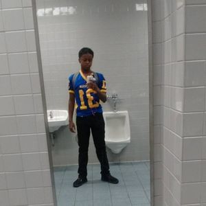 Meet your Posher, Dionte