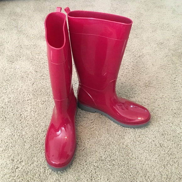 Red rubber rain boots