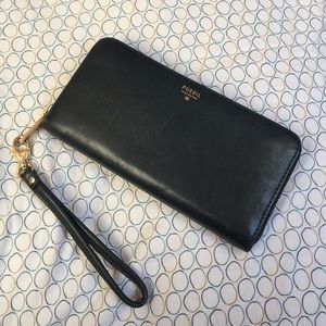 Navy blue fossil wallet