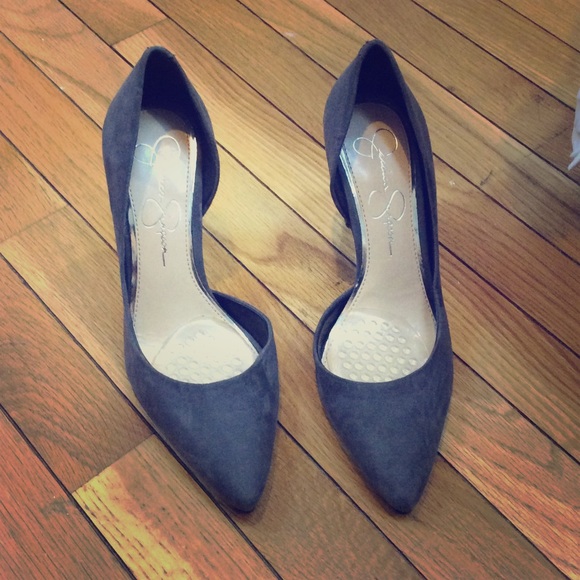 NWOT Jessica Simpson Grey Suede Heels 7.5