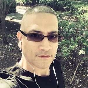 Meet your Posher, Ethan