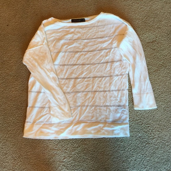 Never worn lightweight sweater