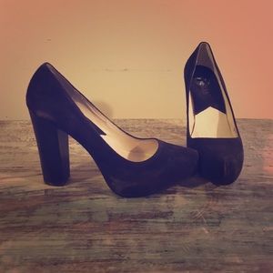 *Brand New* Brown pumps
