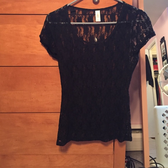 Lace shirt
