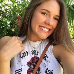 Meet your Posher, Alissa