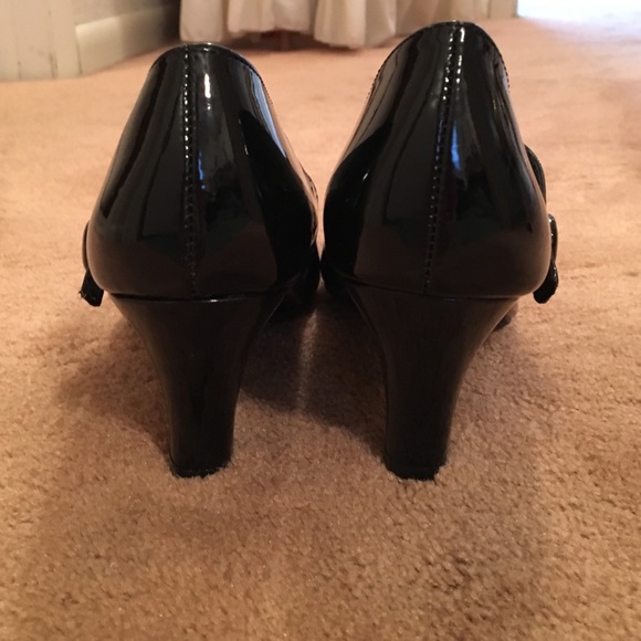 Shoes - Picture 2 of 3