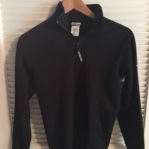 North face, 1/2 zip pullover fleece.