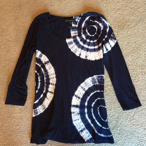 Navy and white 3/4 sleeve