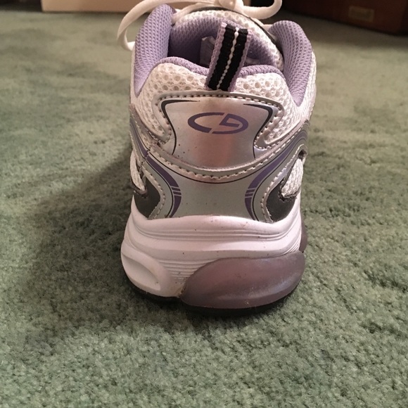 Shoes - Picture 3 of 4