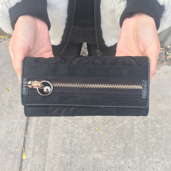 Henri Bendel Black Wallet