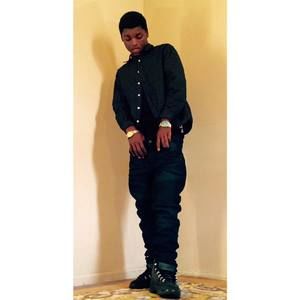 Meet your Posher, Omar