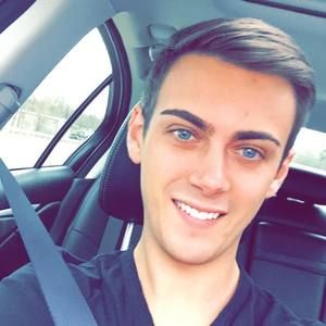 Meet your Posher, Eric