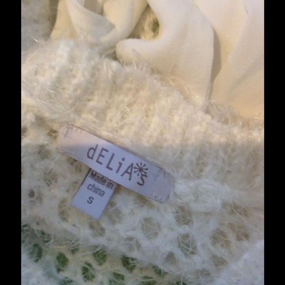 Extra Pretty Sweater - Picture 2 of 3