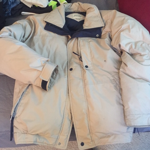 Men's puffy winter coat