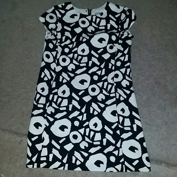Patterned LOFT shift dress