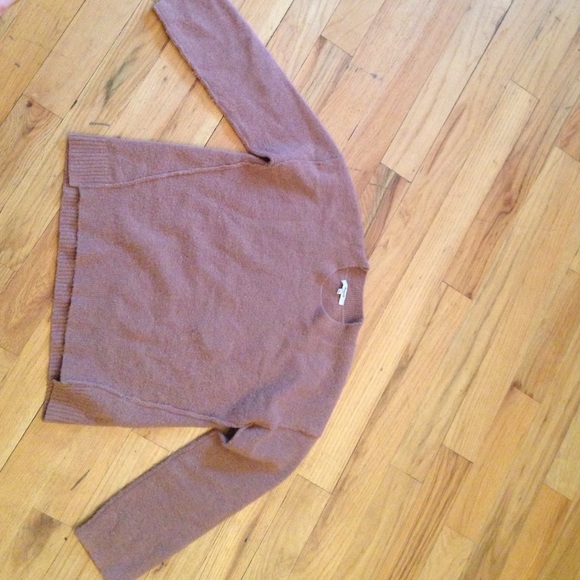 Dusty rose Madewell sweater with diagonal details