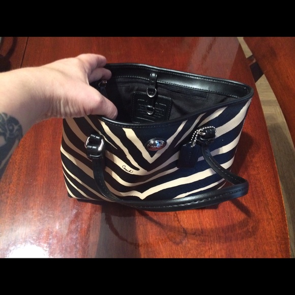 Coach Purses - Picture 2 of 4