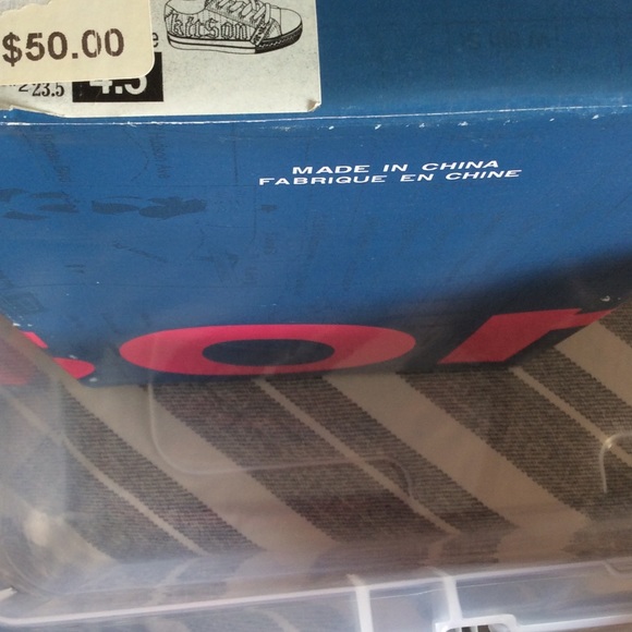 🔴SALE🔴KITSON LA - NEW Kitson Sneaker Kids - Picture 4 of 4