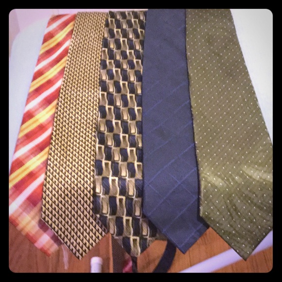 Group of 5 ties