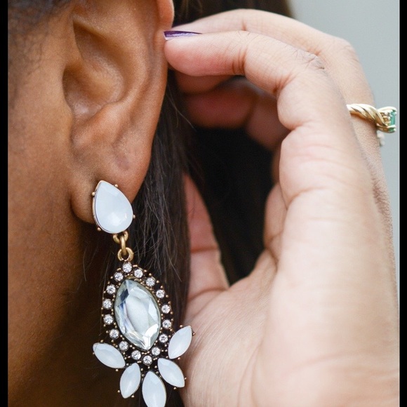 Opalite Inspired Crystal Earrings - Picture 2 of 2